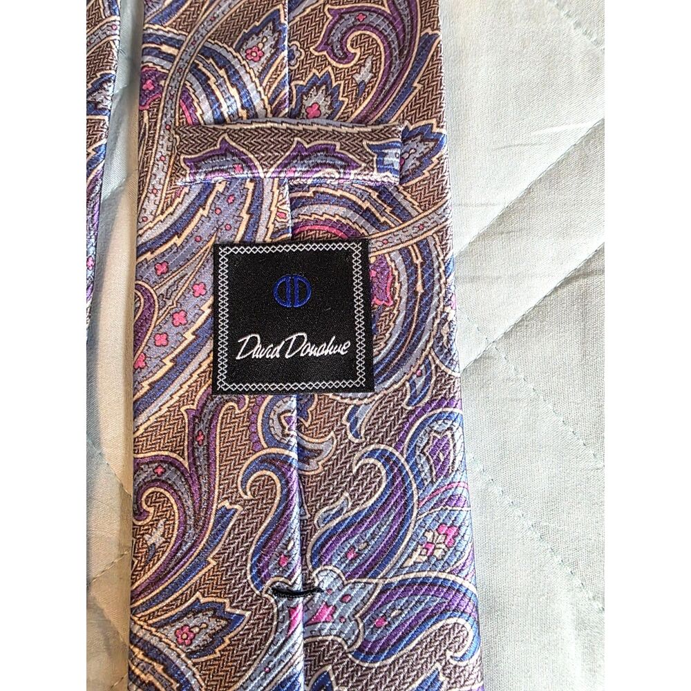 David Donahue Paisley Silk Tie - Picture 2 of 6